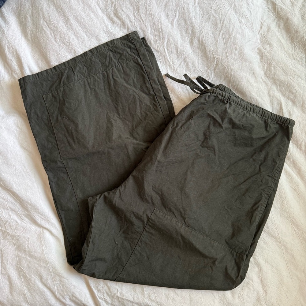 FLASH SALE — LOWEST PRICE ✨ Leset Kyoto Carpenter Pant in Military - Picture 5 of 10